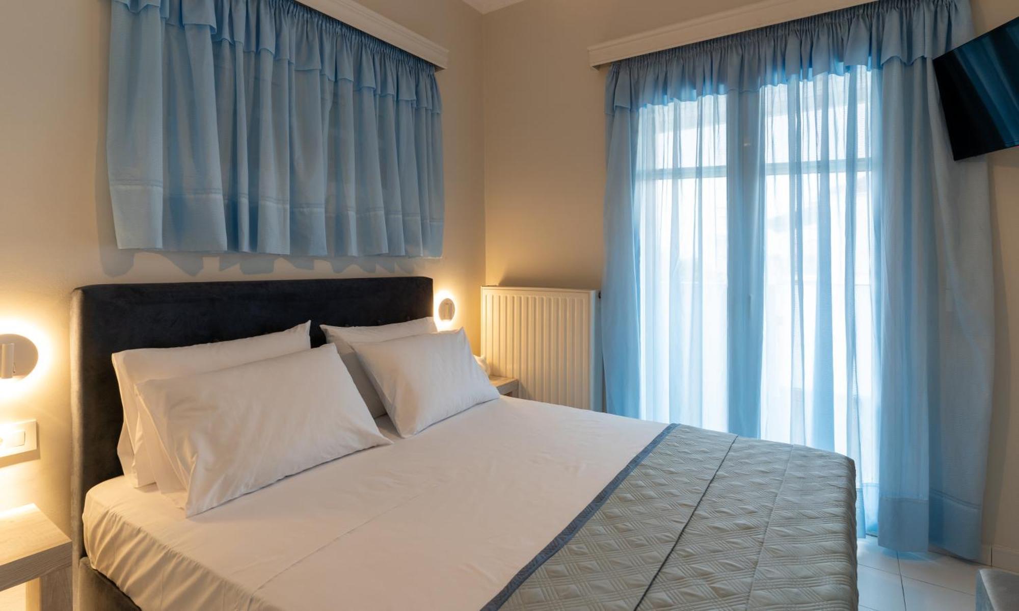 Acapulco Marinos Apartments- Adults Only